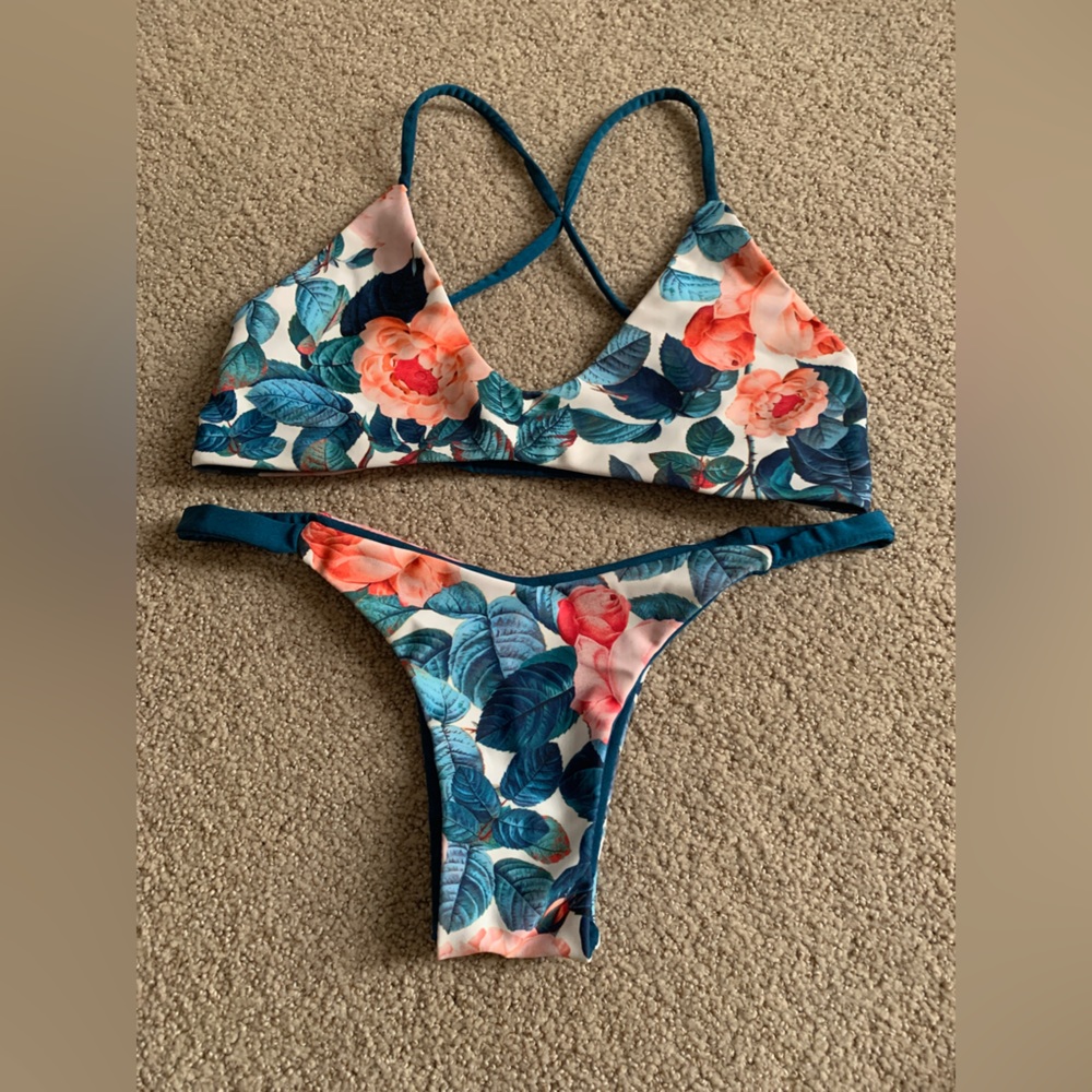 Cheeky bikini xs